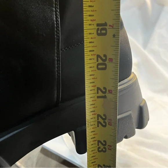 Bamboo over the knee chunky flat heel boots. Size 10 - Picture 5 of 10